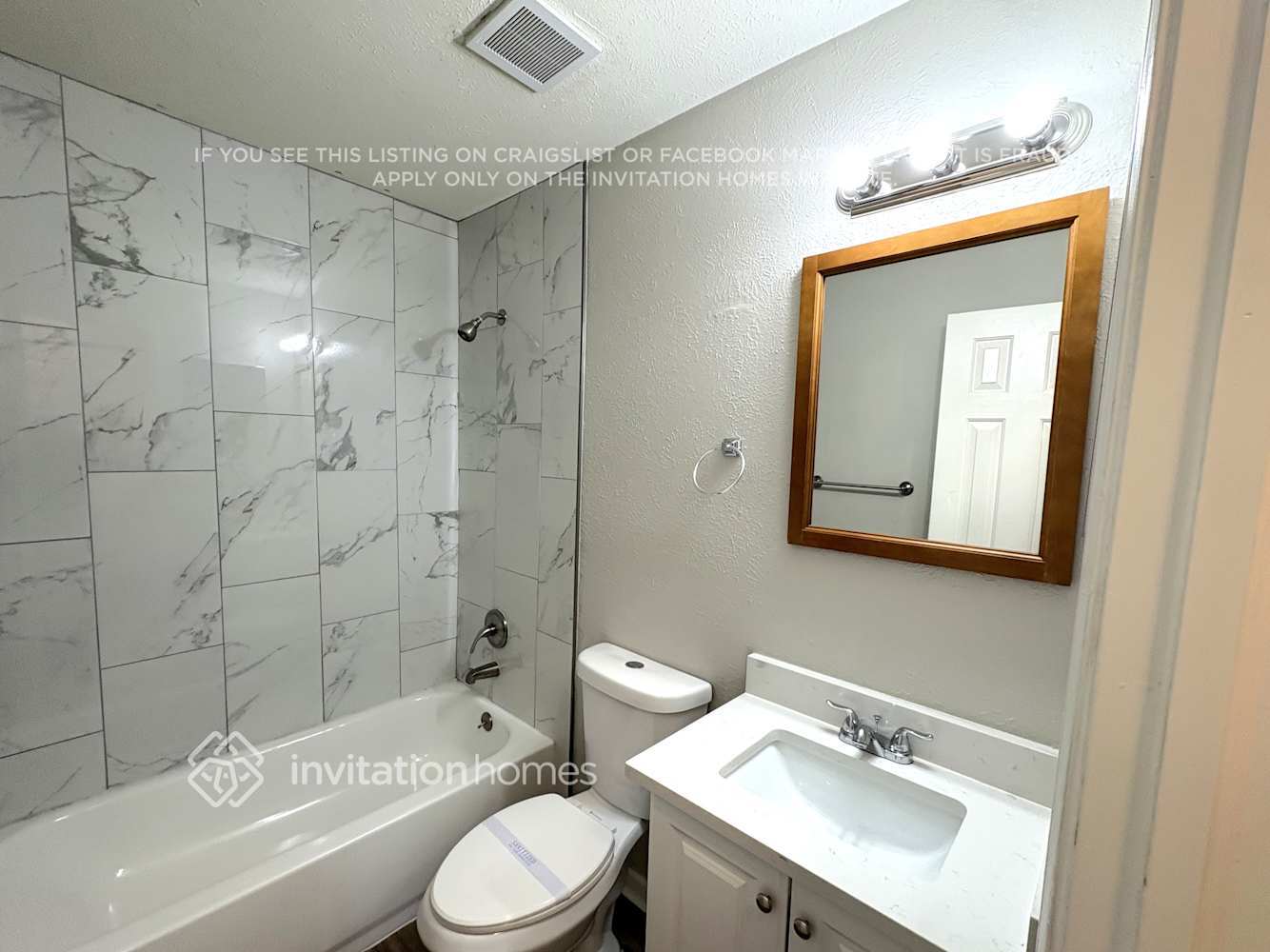 Building Photo - 3204 W 135th Ave