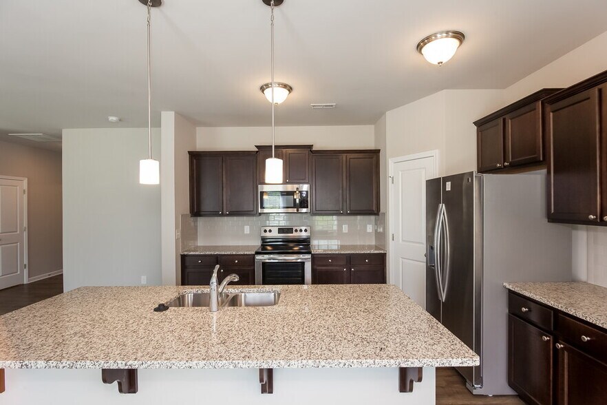 Building Photo - 1325 State Rd 2842