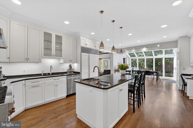 Building Photo - 5115 Cape Cod Ct
