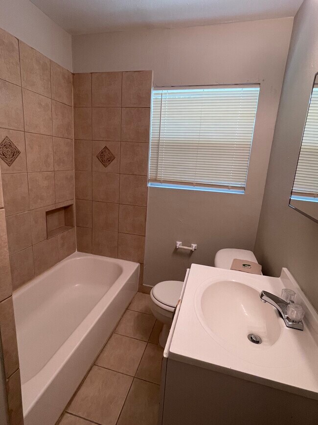 Bathroom - 6726 Burkett St
