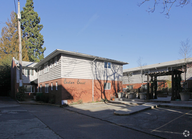 Primary Photo - Cedar Crest
