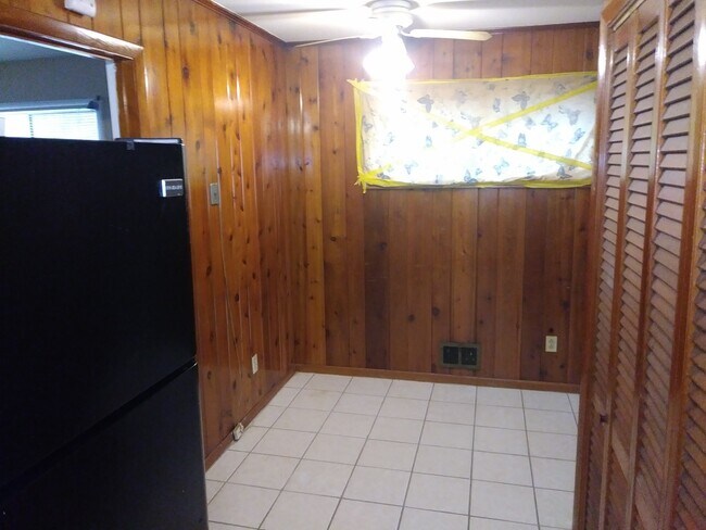 Building Photo - 671 Georgia Ave