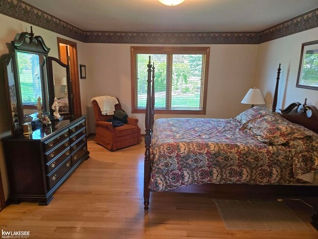 Building Photo - 52843 Deerwood Dr