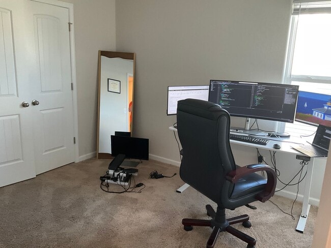 Building Photo - 511 Morning Mist Rd