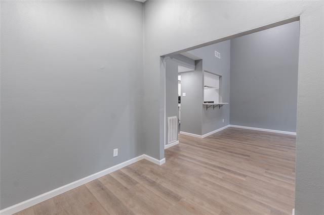 Building Photo - 727 Sceptre Cir