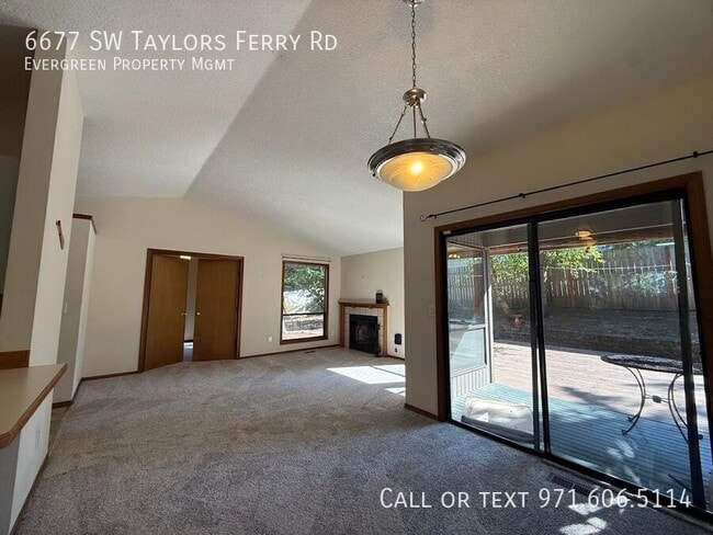 Building Photo - 6677 SW Taylors Ferry Rd