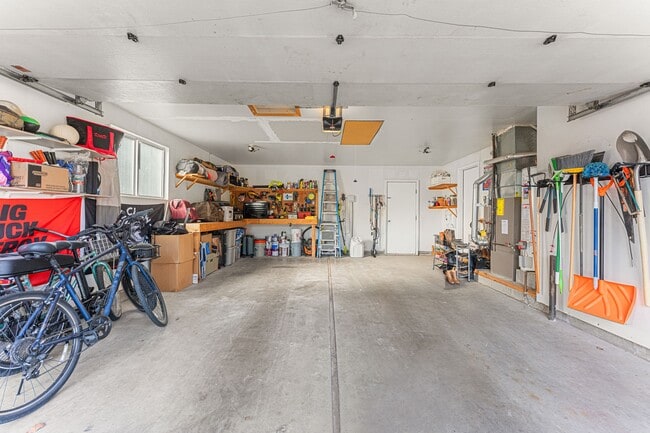 Building Photo - 2301 N Yonkers Ln