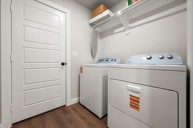 Building Photo - 2130 Kokomo Ave