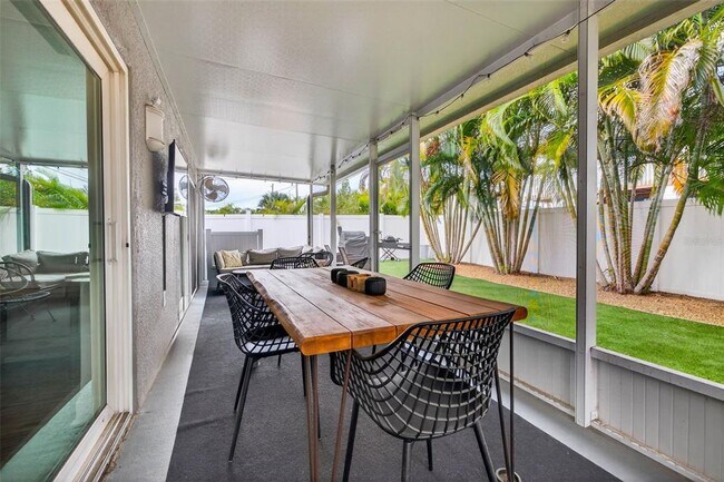 Building Photo - 3104 15th St N