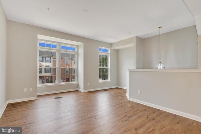 Building Photo - 13011 Cordelia Ct