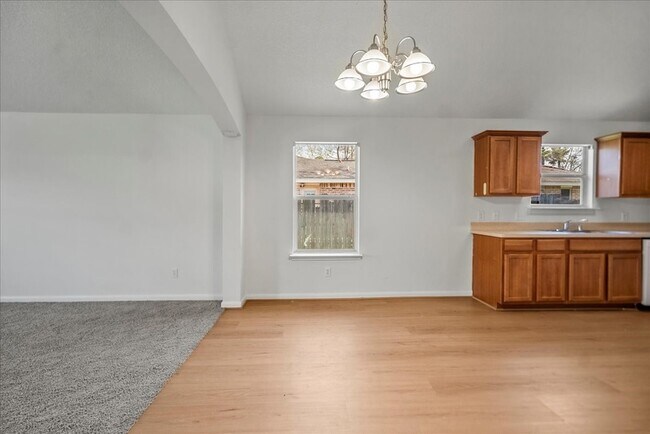 Building Photo - 726 Flying Bridge Way