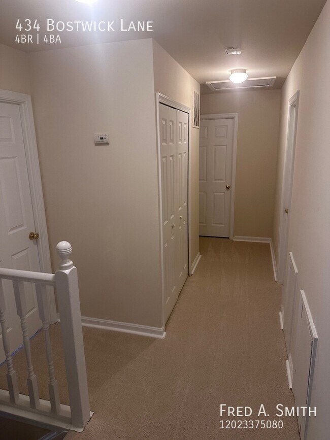 Building Photo - 434 Bostwick Ln