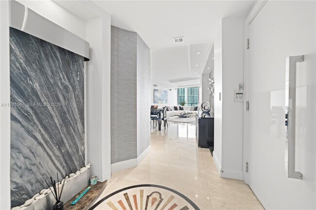 Building Photo - 3101 S Ocean Dr