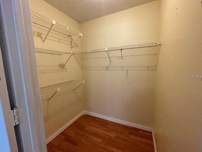 Building Photo - 6064 Westgate Dr