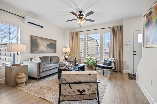 Interior Photo - Live on Parker