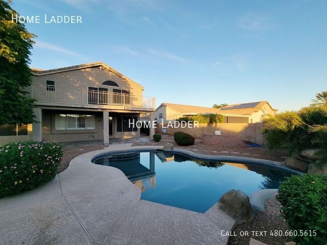 Building Photo - 4027 E Kirkland Rd