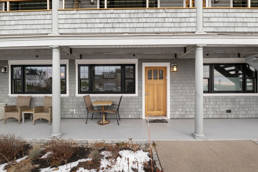 Building Photo - 3 King St