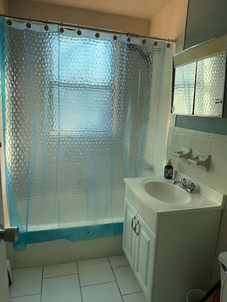 Bathroom - 144 Old Bergen Rd