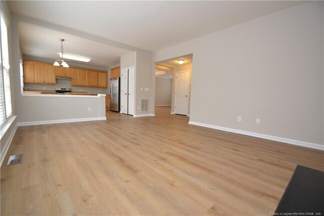 Building Photo - 7830 Clover Creek Ct
