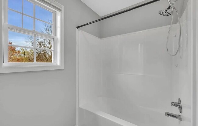 Building Photo - 3423 Queensbury Rd