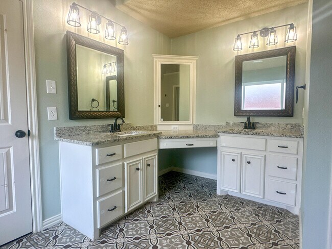 Building Photo - 6720 10th St