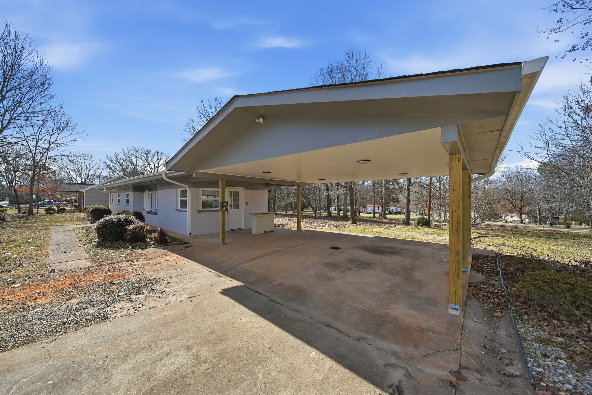 Carport - 538 Rowe Dr