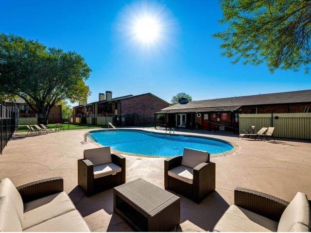 Primary Photo - ROCHELLE PLACE