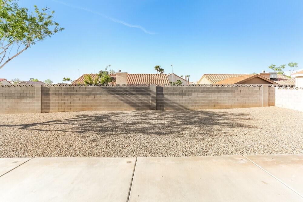 Building Photo - 6221 Tupac Ln