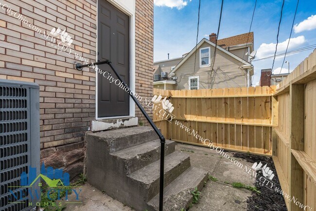 Building Photo - 20-24 S. Princeton Ave, Columbus, Ohio 43222