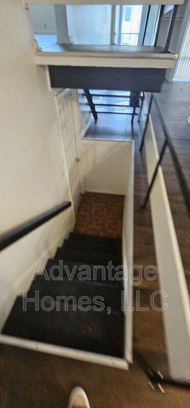 Building Photo - 819 N 70th St