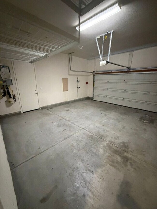 Building Photo - 362 Olivadi Way