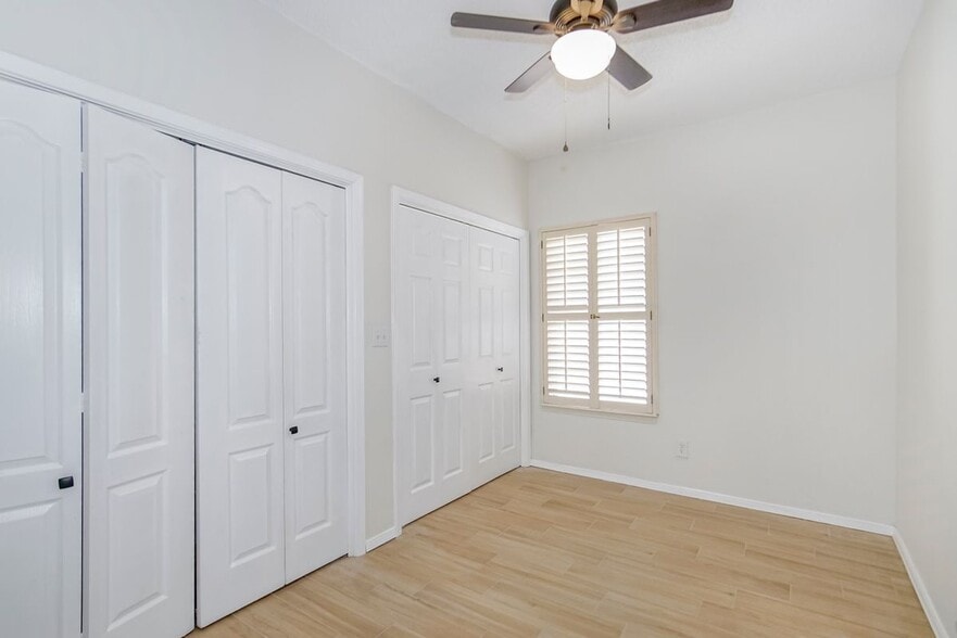 Building Photo - 6529 Jim De Groat Dr
