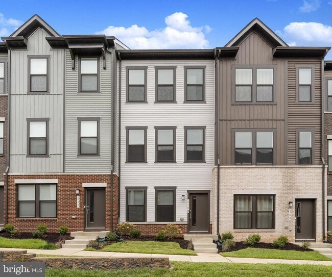 Building Photo - 210 Sundrop Ln