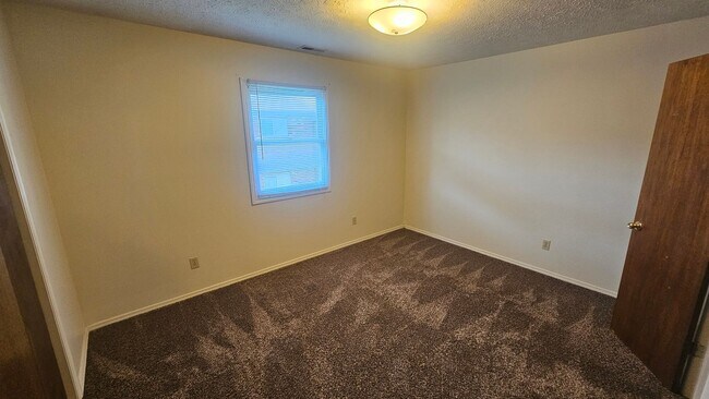 Building Photo - College Park - August 2026