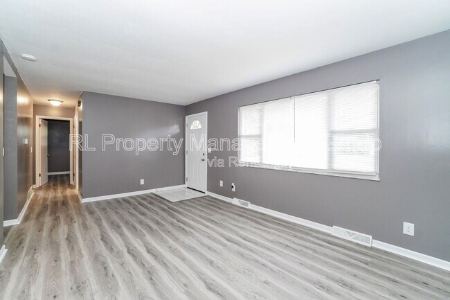 Building Photo - 1422 Weldon Ave