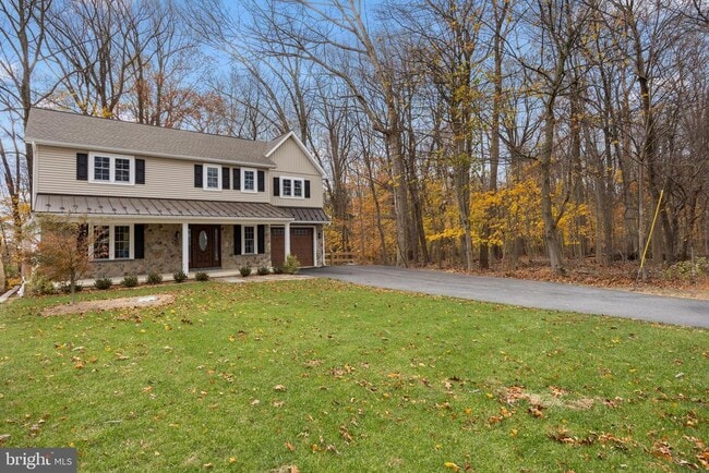 Primary Photo - 1322 W King Rd