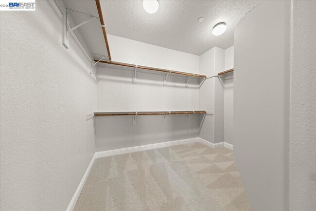 Building Photo - 1185 Olson Ave