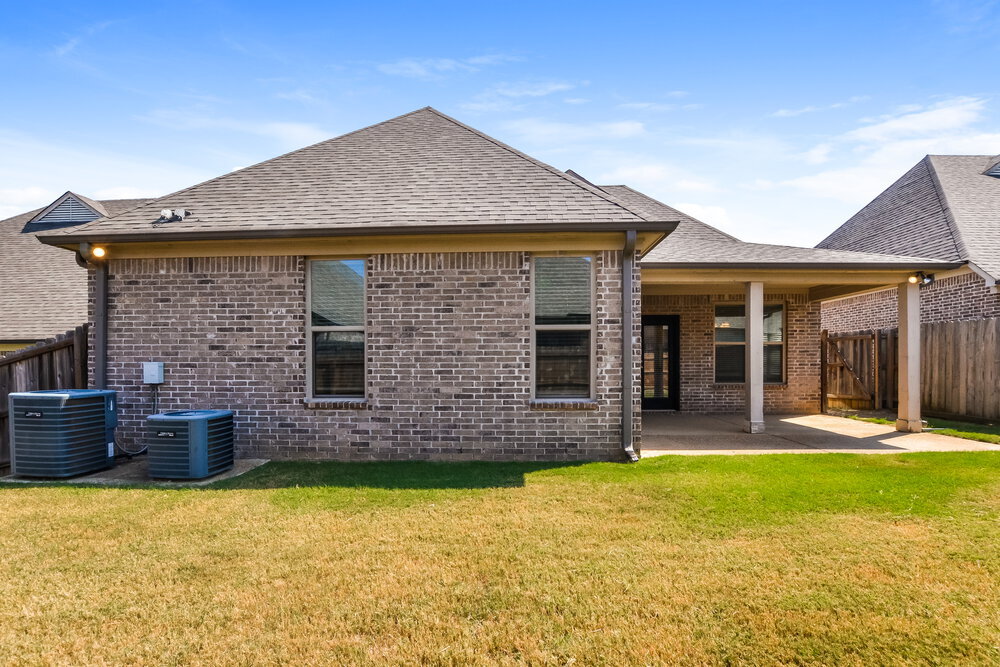Building Photo - 6765 Whooper Swan Dr