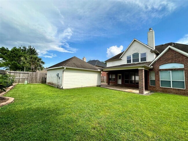 Building Photo - 26223 Longmont Park Ln
