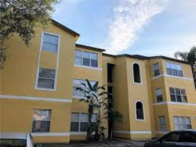 Primary Photo - Affordable and Spacious 1 Bed in Excellent...