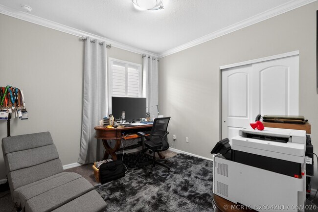 Building Photo - 10430 SW Captiva Dr