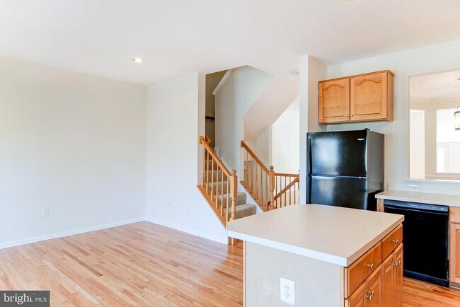Building Photo - 20717 Waterfall Branch Terrace