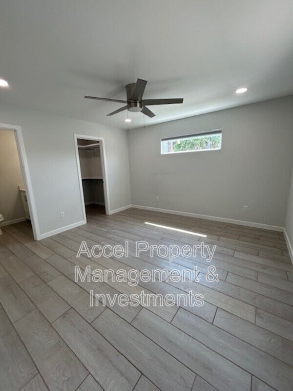 Building Photo - 6613 N 5th St