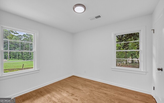 Building Photo - 5506 Alder Dr