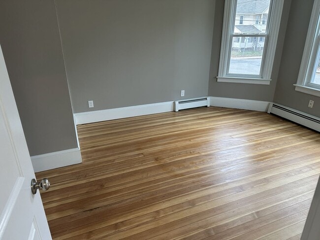 Building Photo - 145-147 Pearl Street