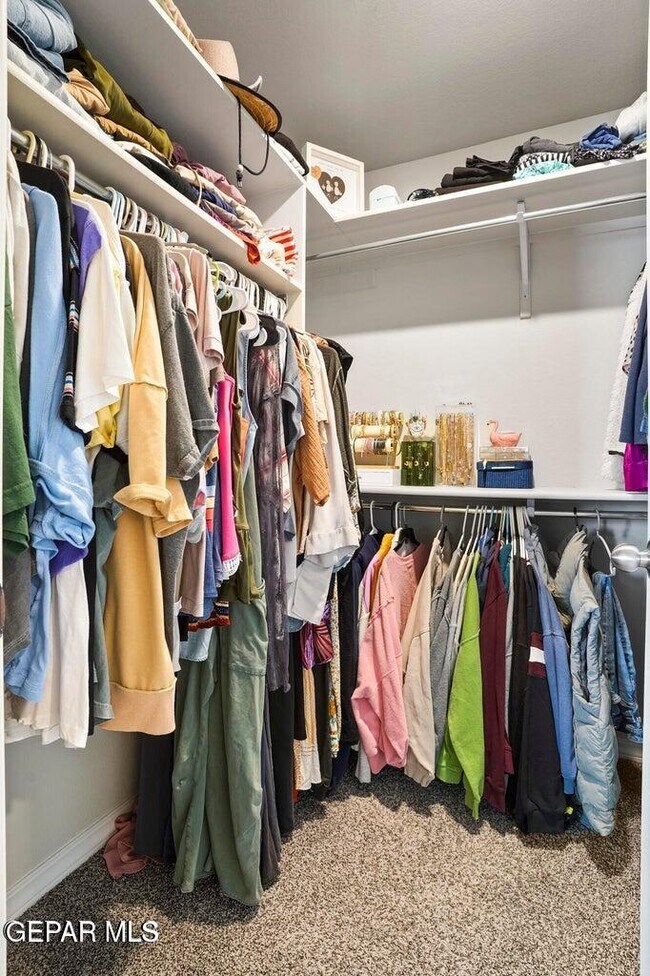 Building Photo - 1624 Brevoort St