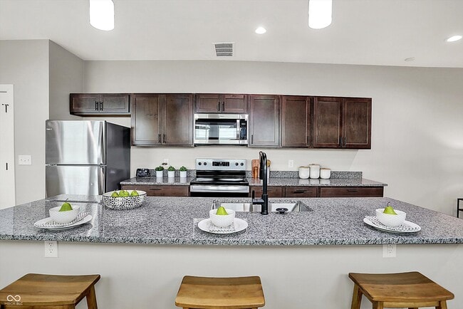 Building Photo - 1624 Prospect St