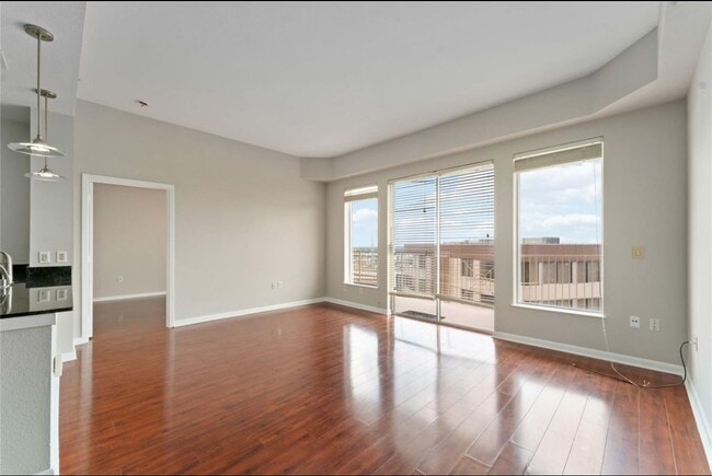 Primary Photo - 3505 Sage Rd