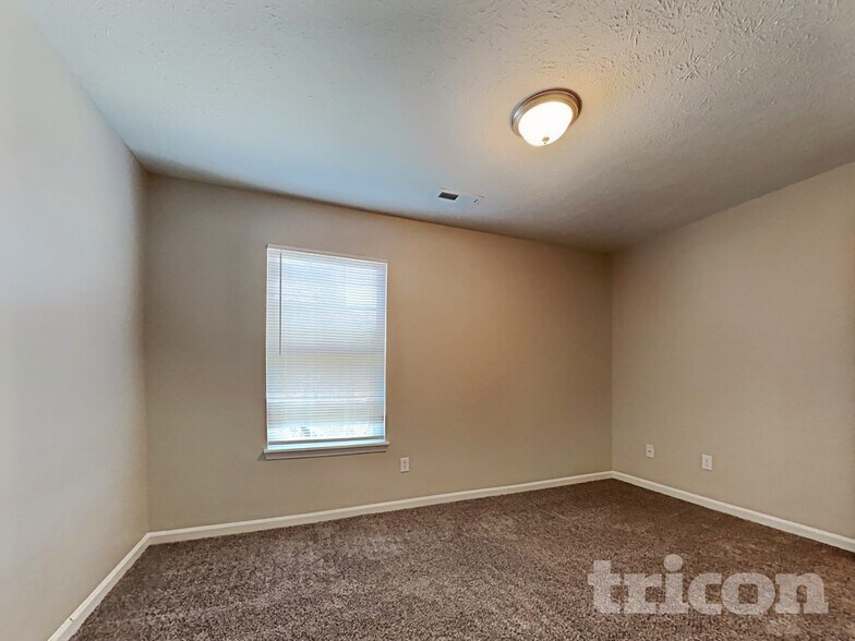Building Photo - 11178 N Trapunto Ln