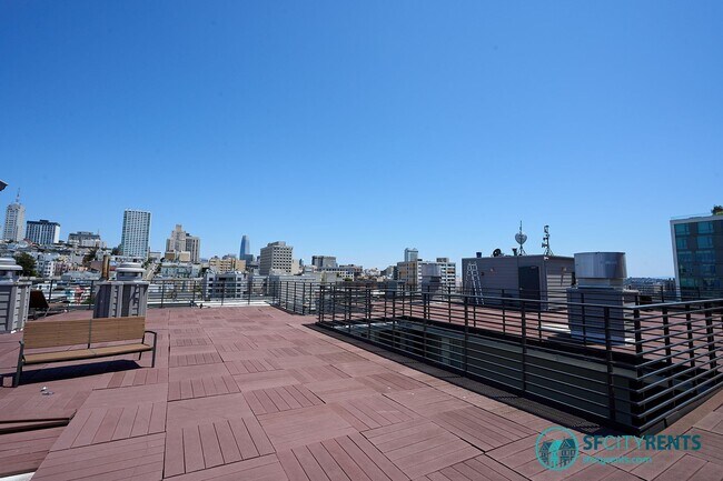 Building Photo - Polk Gulch: Modern 4th Floor Condo w/ in-unit W/D, Garage Parking & Shared Roof Deck